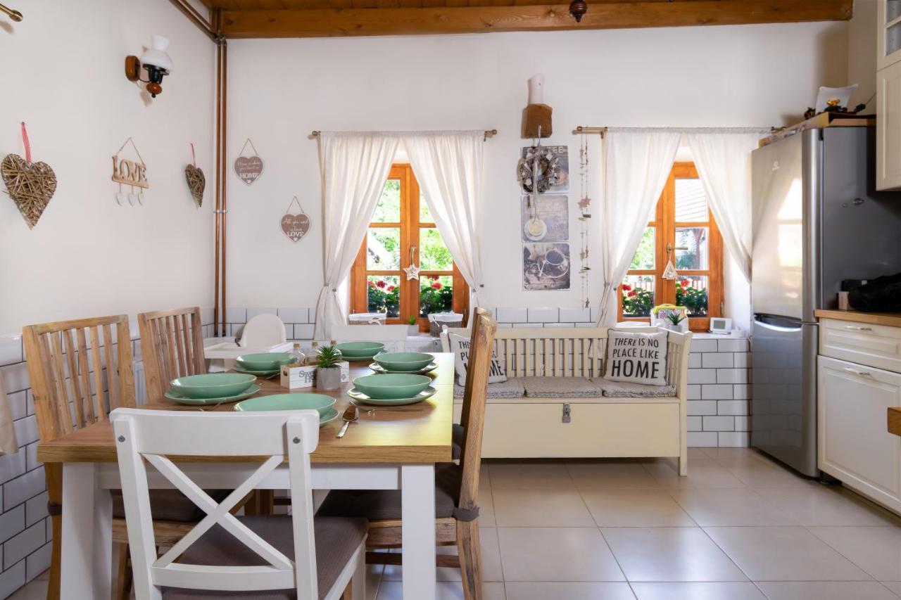 Hepehuta Haziko Apartment Haromhuta Bagian luar foto