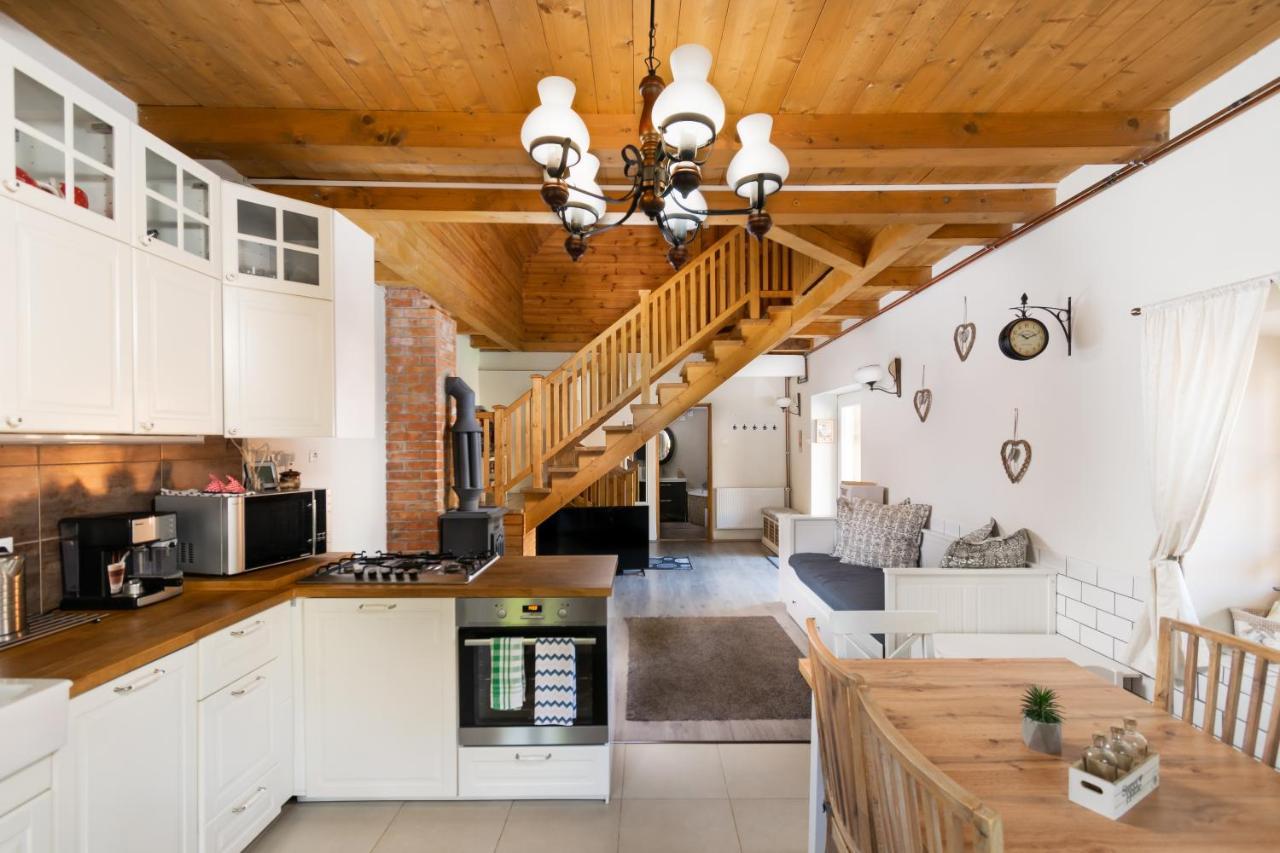 Hepehuta Haziko Apartment Haromhuta Bagian luar foto